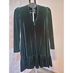 Green Velvet Dress by Taylor V-neck | size Small | Long Sleeve